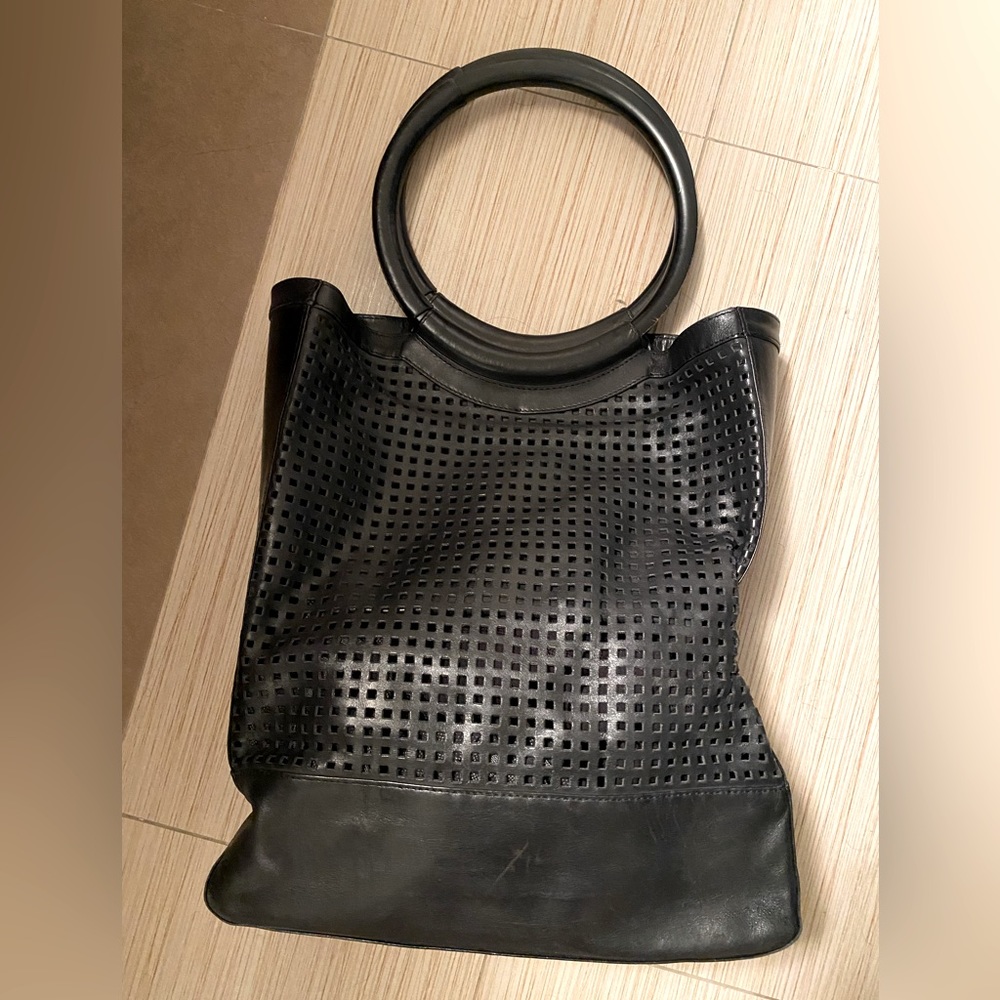 Perrin Paris Leather Tote Bag